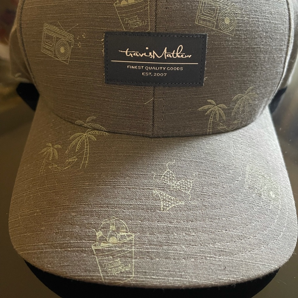 Travis Matthew snap back hat